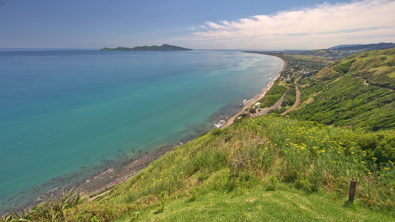 Paekakariki Beach & Kapiti Island