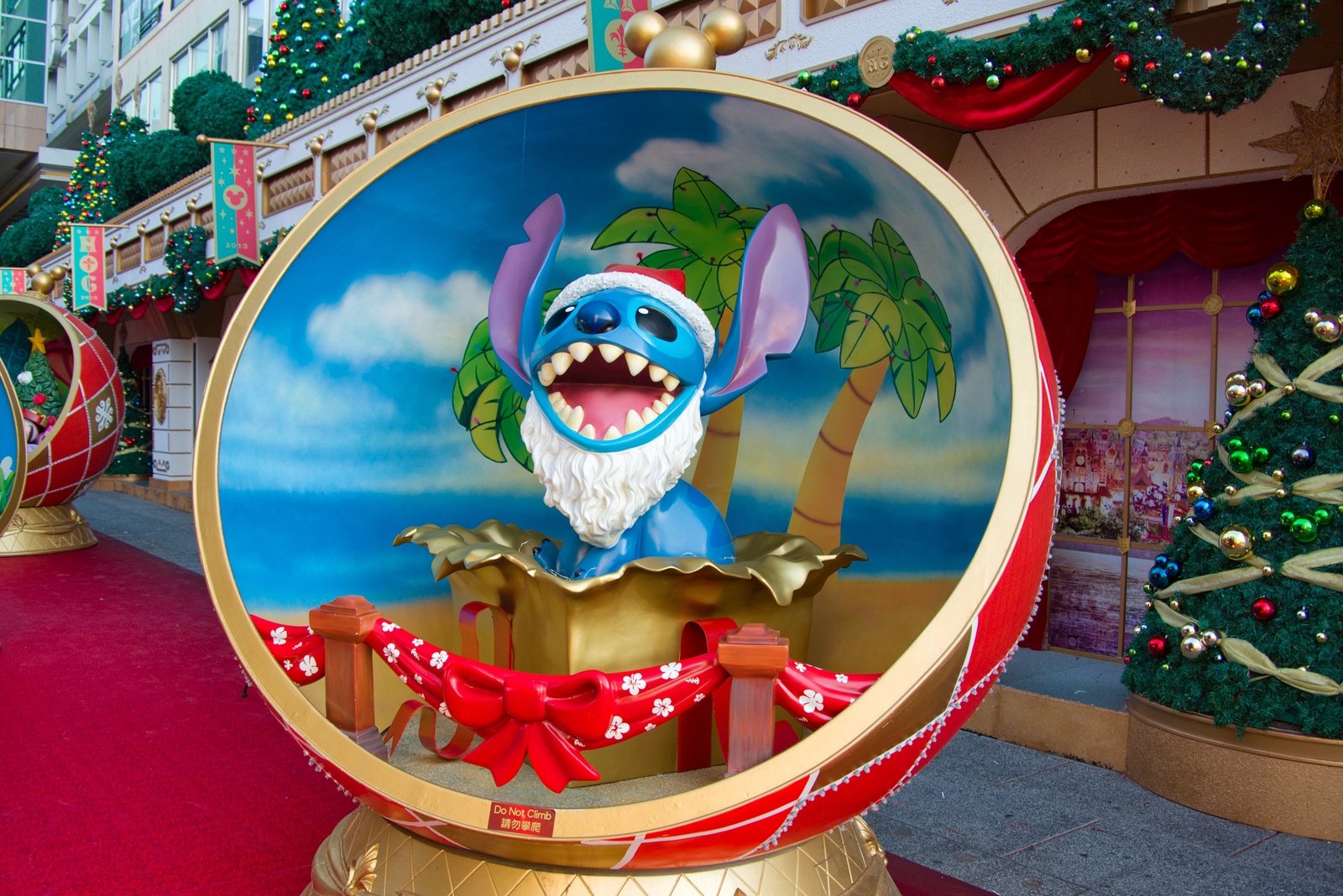 Mery Christmas from Hong Kong