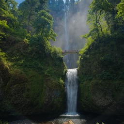 Really, the Multnomah Falls are impossible to do justice to in a photograph